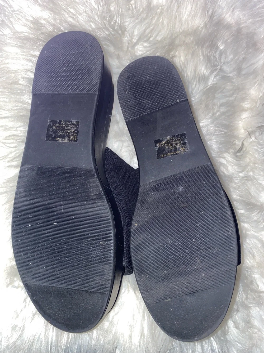 Steve Madden 9.5 platform Black stretchy Wide-Band Slide Sandals